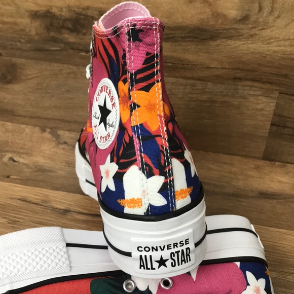 Converse CTAS PLATFORM HIGH TOP BRAND NEW - Picture 7 of 16